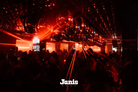 Janis Roma, foto 8